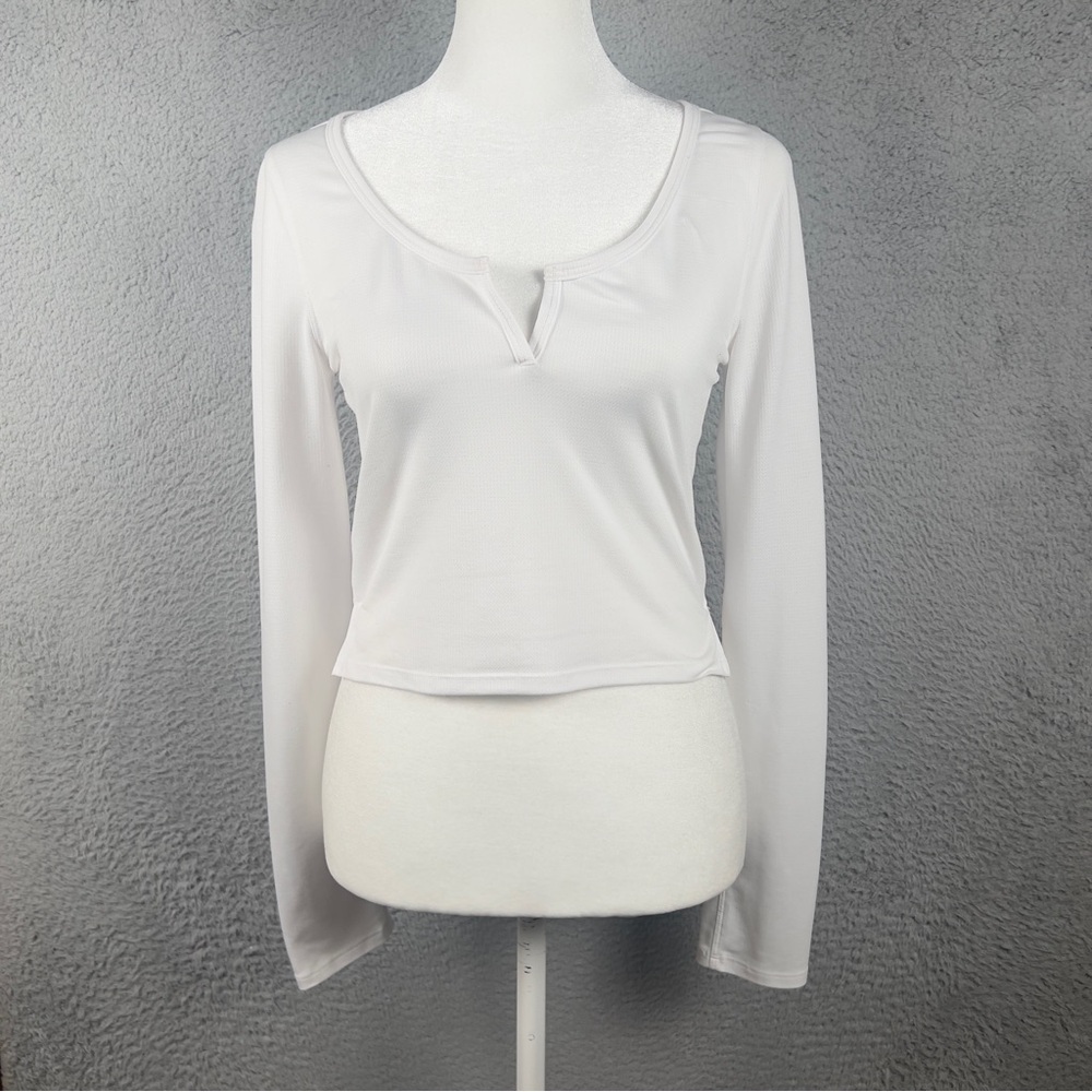Lululemon Cropped Henley Long Sleeve Top Womens 2 White Athletic Yoga Preppy